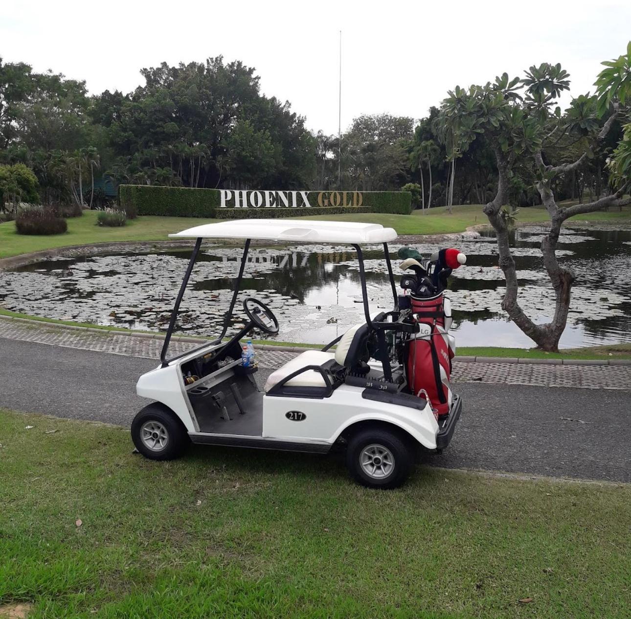 Pheonix Golf Pool * Ban Huai Yai